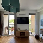 Confort Et Modernite דירה